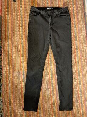 Old Navy Women's Black Skinny Jeans